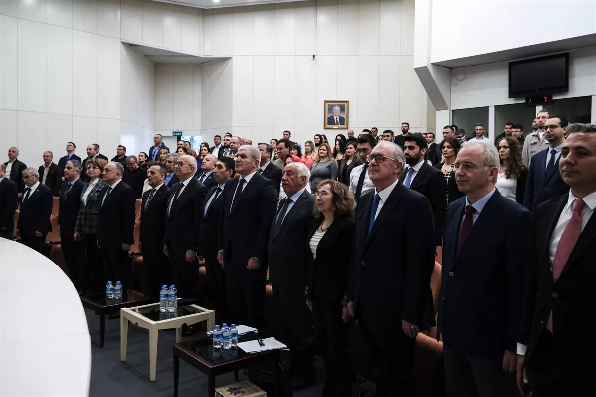 Başkentte Türkiye'nin kuruluşu ve Haydar Aliyev'in doğumunun 100. yılı konferansı düzenlendi