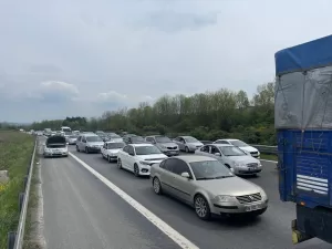 BOLU/DÜZCE (AA) – Ramazan Bayramı tatilinin son gününde Anadolu illerinden