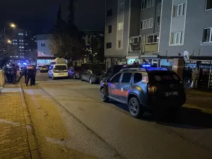 BURSA (AA) – Bursa'da iki grup arasında çıkan kavgada bıçakla