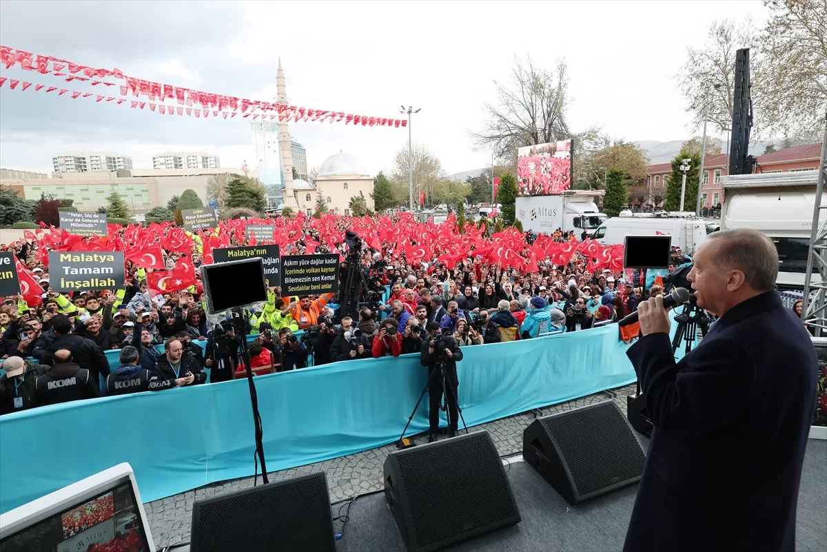 Cumhurbaşkanı Erdoğan, Malatya'da deprem konutları temel atma ve anahtar teslim töreninde konuştu: (1)