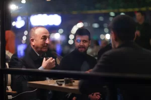 ESKİŞEHİR (AA) – Dışişleri Bakanı Mevlüt Çavuşoğlu, Eskişehir'de ziyaretler gerçekleştirdi.