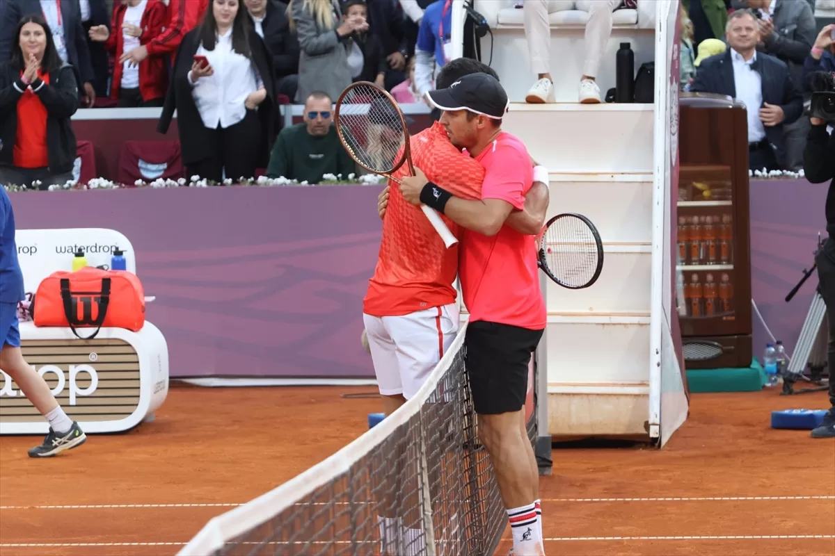 Djokovic, Sırbistan Açık Tenis Turnuvası'na çeyrek finalde veda etti