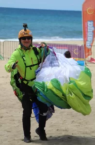 ANTALYA (AA) – Antalya'nın Alanya ilçesinde düzenlenen Dünya Yamaç Paraşütü