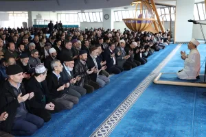 ERZİNCAN (AA) – Eski Türkiye Büyük Millet Meclisi (TBMM) Başkanı