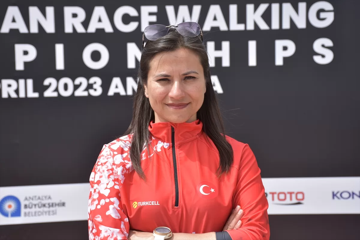 Gaziantepli üçüz sporcular depremin travmatik etkisinden atletizmle kurtulmaya çalışıyor