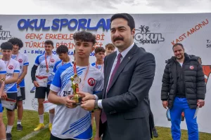 KASTAMONU(AA) – Kastamonu’nun Taşköprü ilçesinde düzenlenen Genç Erkekler Ragbi Türkiye