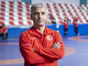 ANKARA (AA) – Hırvatistan'da düzenlenen Avrupa Güreş Şampiyonası'nda mücadele edecek