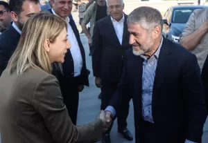 MERSİN (AA) – Hazine ve Maliye Bakanı Nureddin Nebati, "Enflasyonla