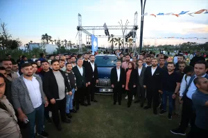 - "'Ben gençliğime güveniyorum' denildiği için şu anda gençlerimiz başarı