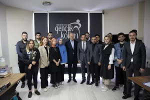 - "Biz terör örgütlerini orada etkisiz hale getirdikçe Amerika'nın askerleri