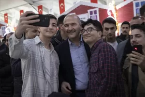İSTANBUL (AA) – İçişleri Bakanı Süleyman Soylu, "Terör örgütünü ülkemizin