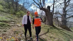 ISPARTA (AA) – Isparta'da kayalık alanda mahsur kalan kişi, ekiplerin