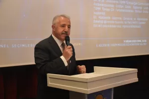 KARS (AA) – Kars'ta AK Parti'nin milletvekili adayları, düzenlenen programla