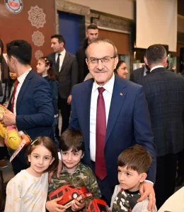 KOCAELİ (AA) – Kocaeli Valisi Seddar Yavuz, İzmit ilçesinde düzenlenen