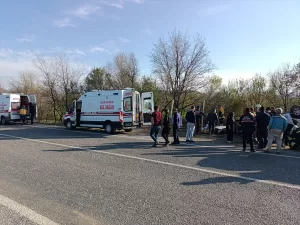 KONYA (AA) – Konya'nın Hüyük ilçesinde devrilen otomobildeki sürücü hayatını