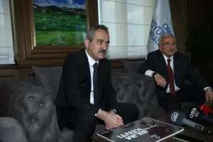 ORDU (AA) – Milli Eğitim Bakanı Mahmut Özer, "Çok hızlı