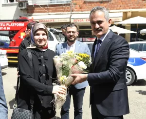 - "Türkiye'nin teknolojik üretim kapasitesi arttı, vatandaşın yaşam kalitesi her