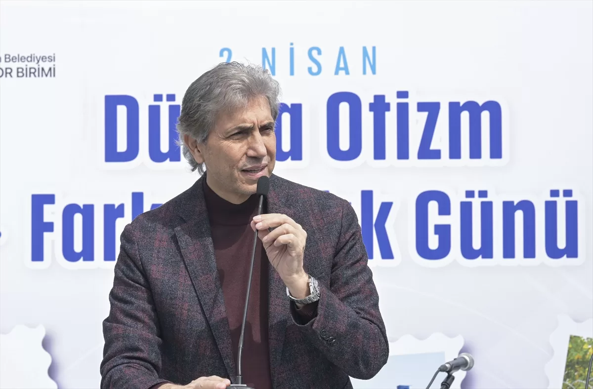 Otizmli bireyler “Sen varsan biz 1'iz” sloganıyla toplandı