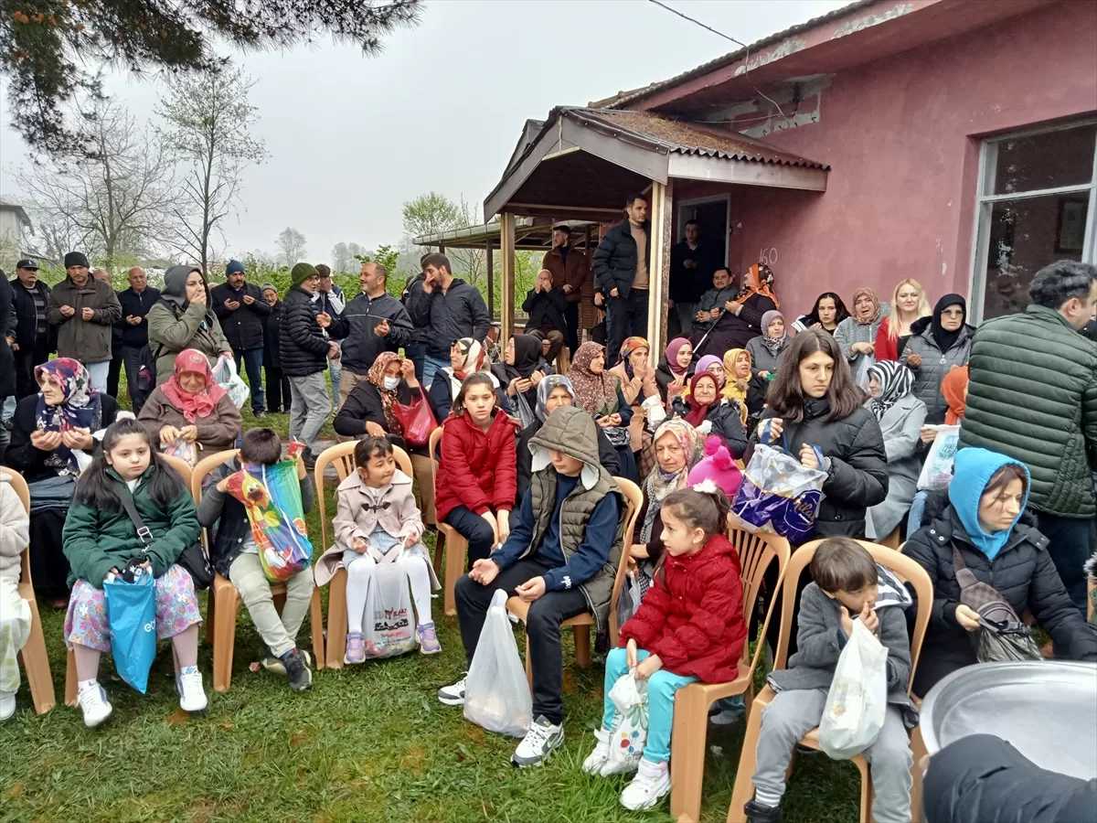 Samsun’da Arife Bayramı etkinliği ile çocuklar sevindiriyor