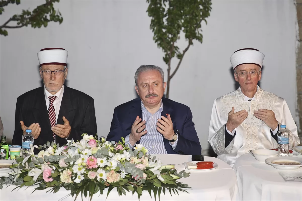 TBMM Başkanı Şentop, Batı Trakya'da iftar programına katıldı: