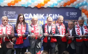 - "Türkiye'yi bir belirsizliğe, bir bilinmeyene, bir maceraya, ambalaj içinden