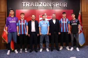 TRABZON (AA) – Trabzonspor Kulübü, altyapısından 5 oyuncusuyla profesyonel sözleşme