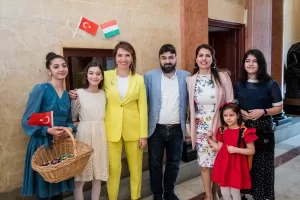 BRÜKSEL/BUDAPEŞTE/PRİZREN/DUBLİN (AA) – Türkiye'nin Avrupa'daki çeşitli temsilciliklerinde 23 Nisan Ulusal