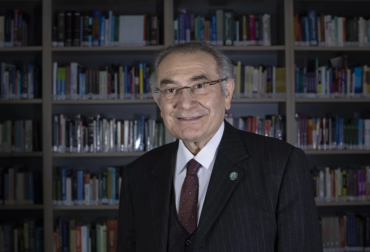 Türkiye'nin Çınarları – Prof. Dr. Nevzat Tarhan: “Bu çağda özgürlüğü doğru yorumlamak gerekiyor”