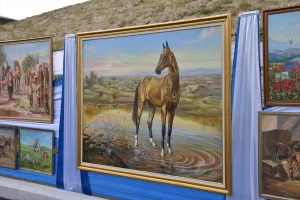- Ahal Teke atlarının ana vatanı Türkmenistan'da, At Bayramı kapsamında