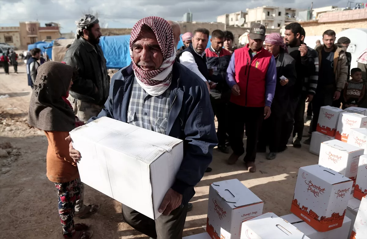 Ukrayna, Afrin'deki depremzedelere  insani yardım gönderdi