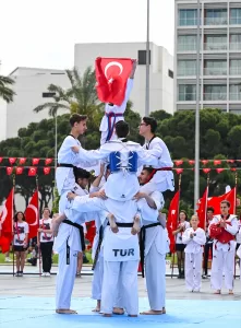 İZMİR (AA) – İzmir, Manisa, Aydın, Denizli ve Uşak'ta, 19