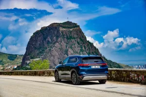 AFYONKARAHİSAR (AA) – Afyonkarahisar Belediyesinde, Türkiye'nin yerli otomobili Togg, makam