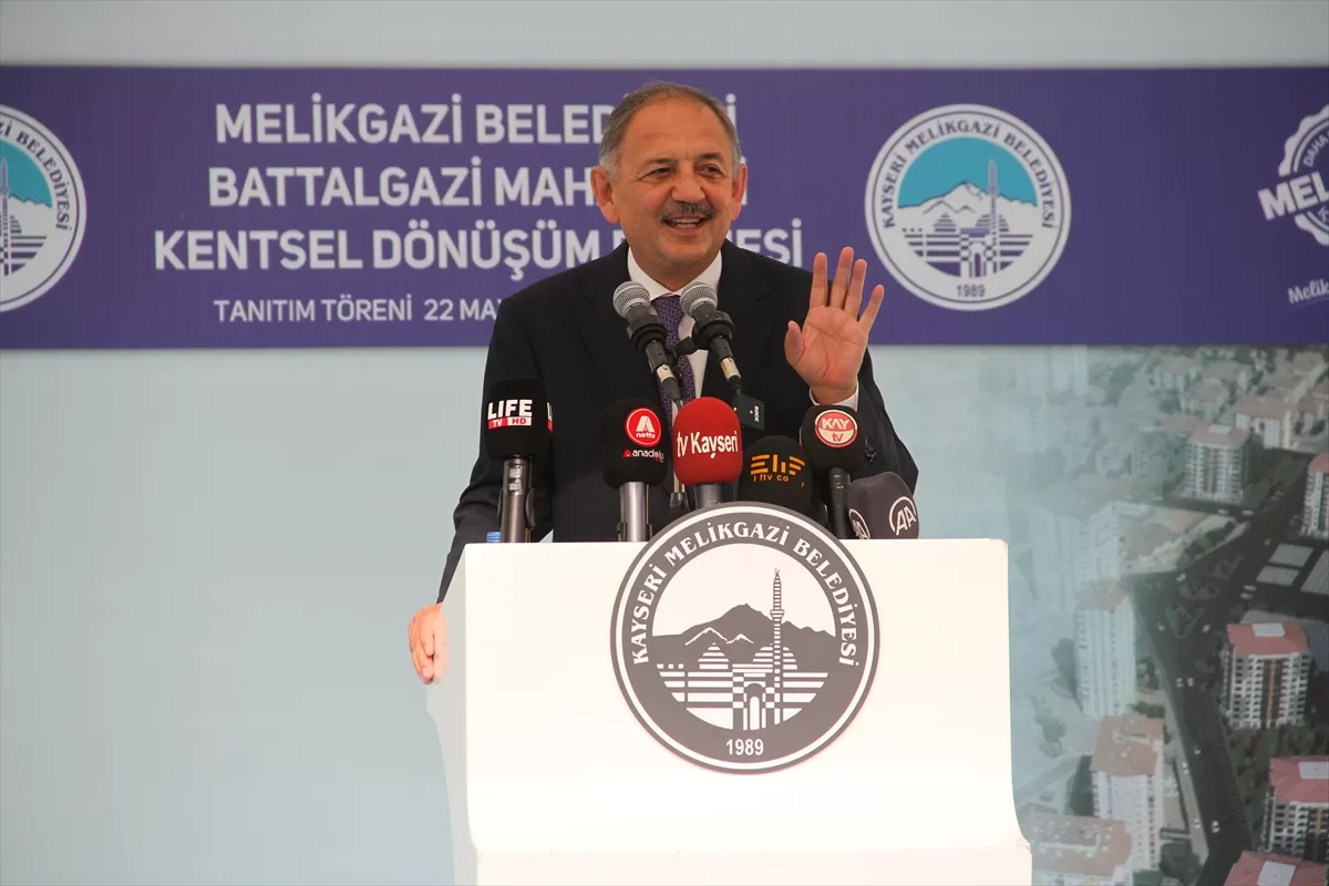 AK Parti'li Özhaseki, Kayseri'de Kentsel Dönüşüm Projesi Tanıtım Töreni'nde konuştu: