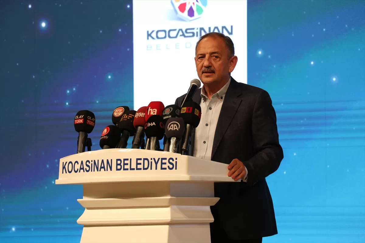 AK Parti'li Özhaseki, Kayseri'de KOCAFEST Ödül Töreni'nde konuştu: