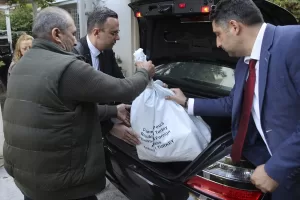 ATİNA (AA) – Türkiye'nin Atina-Pire Başkonsolosluğuna kayıtlı seçmenlerin Türkiye'de 28