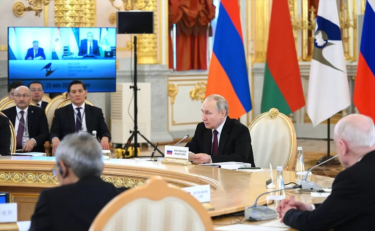 Avrasya Ekonomik Birliği Liderler Zirvesi Moskova'da başladı