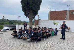 AYDIN (AA) – Aydın'da yasa dışı geçiş hazırlığındaki 46 düzensiz