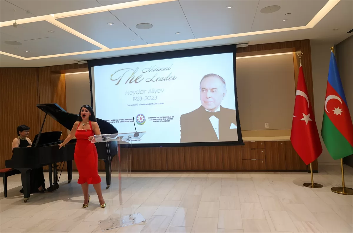 Azerbaycan'ın ulusal lideri Haydar Aliyev, doğumunun 100. yılında New York’ta anıldı