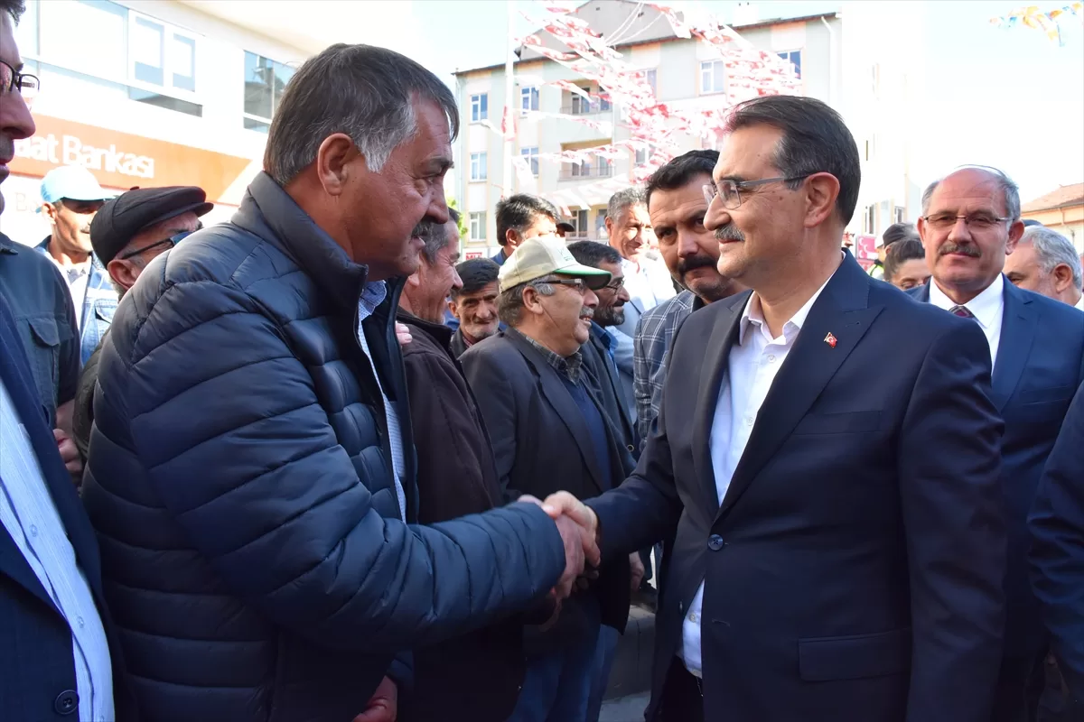 Bakan Dönmez, Konya'da seçim koordinasyon merkezinde konuştu: