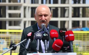 TRABZON (AA) – Ulaştırma ve Altyapı Bakanı Adil Karaismailoğlu, "280