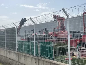 BURSA (AA) – Bursa'da bir fabrikada vincin devrilmesi sonucu 1