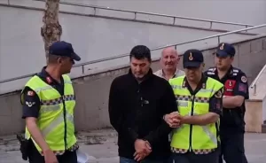 BURSA (AA) – Bursa'nın İznik ilçesindeki bir hobi bahçesinde 25