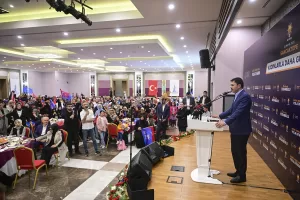 - "Seçimden önce Kandil'e, PKK'ya, FETÖ'ye kucak açan, onlara mavi