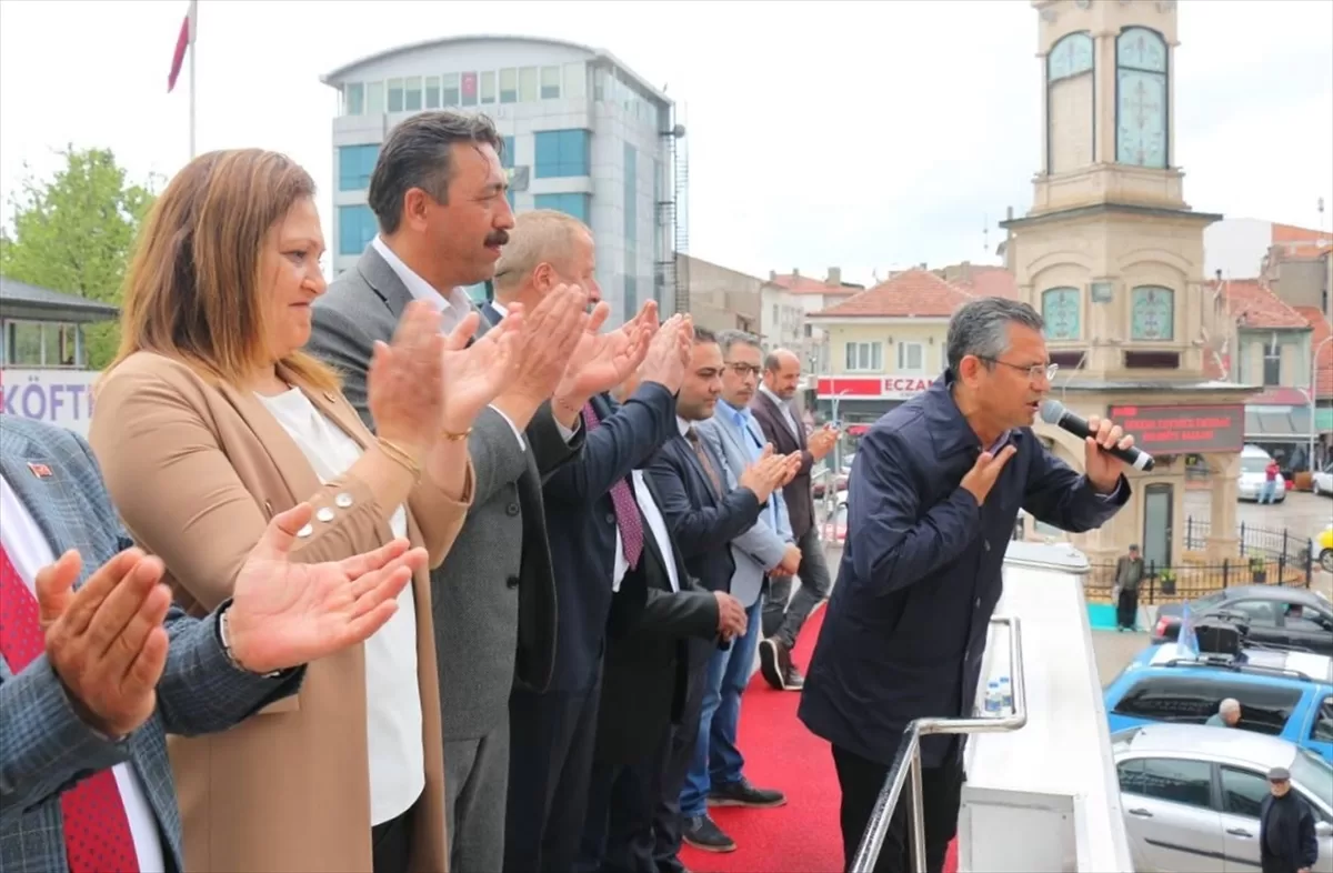 CHP Grup Başkanvekili Özgür Özel, Afyonkarahisar'da halka hitap etti: