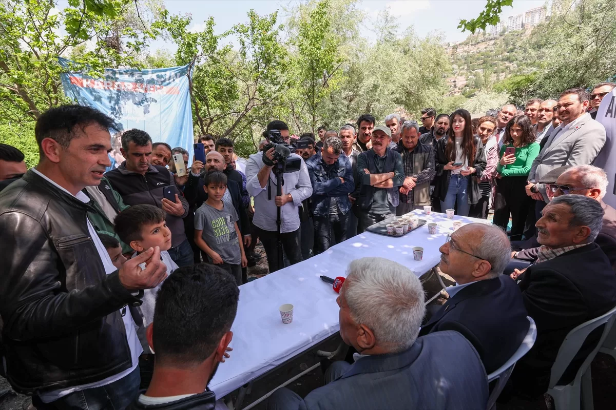 Cumhurbaşkanı adayı ve CHP Genel Başkanı Kılıçdaroğlu, geri dönüşüm işçileriyle buluştu: