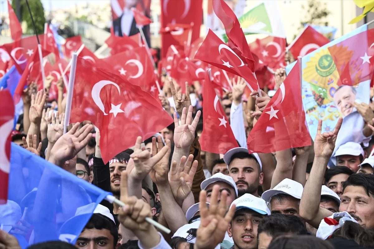 Cumhurbaşkanı Erdoğan, Gaziantep'te vatandaşlara hitap etti: (2)