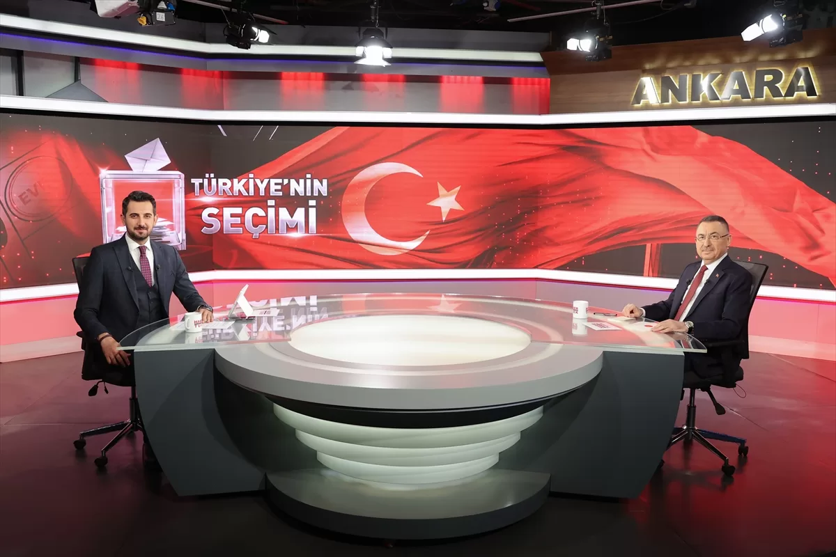 Cumhurbaşkanı Yardımcısı Oktay, canlı yayında soruları yanıtladı: