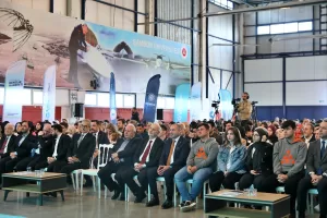 - "TCG Anadolu Gemisi aslında ilk planlandığı şekliyle çok maksatlı