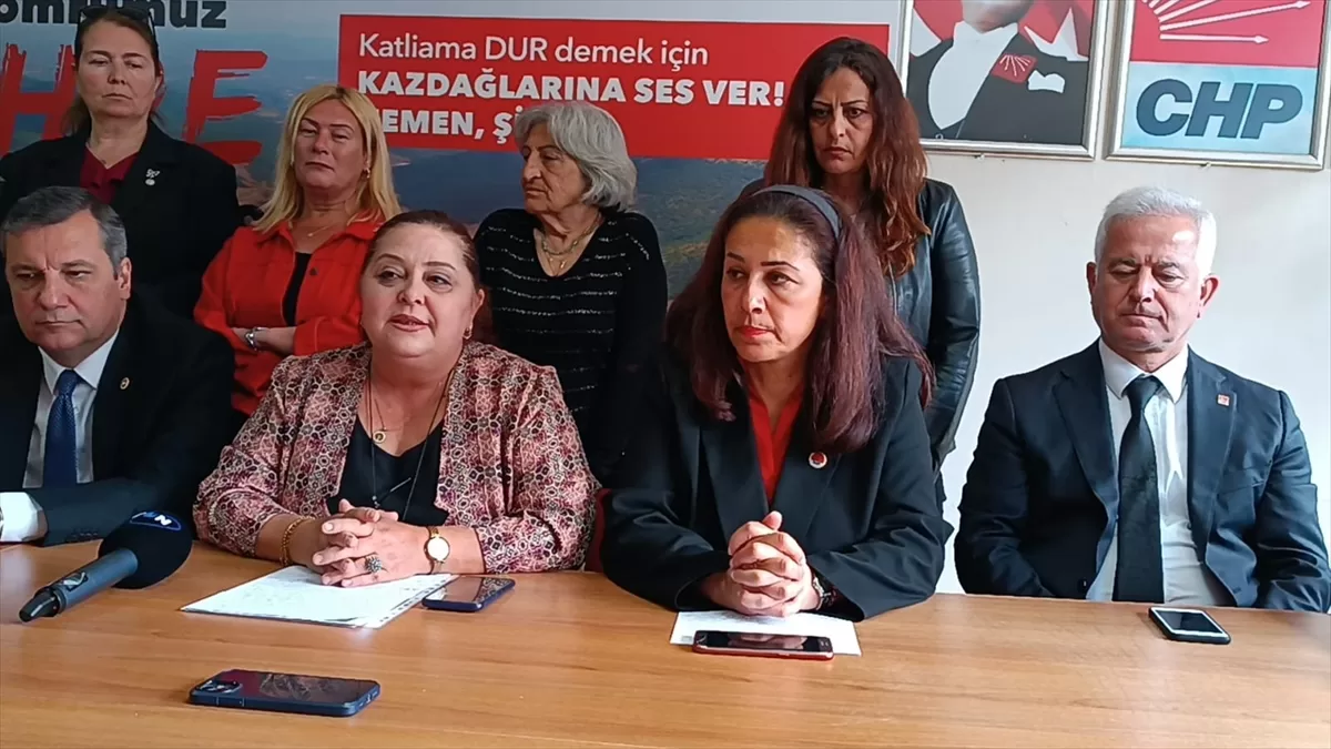 Depremzedelerle ilgili paylaşım yapan CHP'li Cansu Doğan görevden alındı