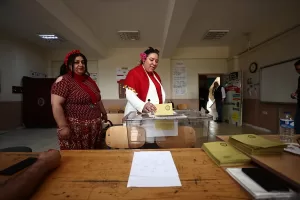 DÜZCE (AA) – Düzce'de yaşayan Romanlar, Cumhurbaşkanı Seçimi'nin ikinci turunda